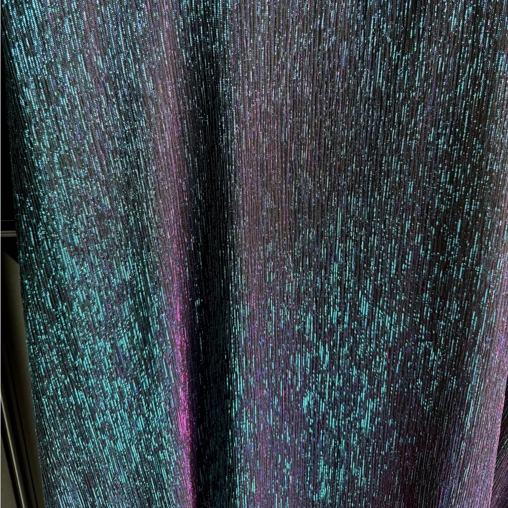 NWT R&M Richard’s Shimmering Women's V-Neck Sleeveless Fit & Flare Gown Size 22W - Picture 14 of 15